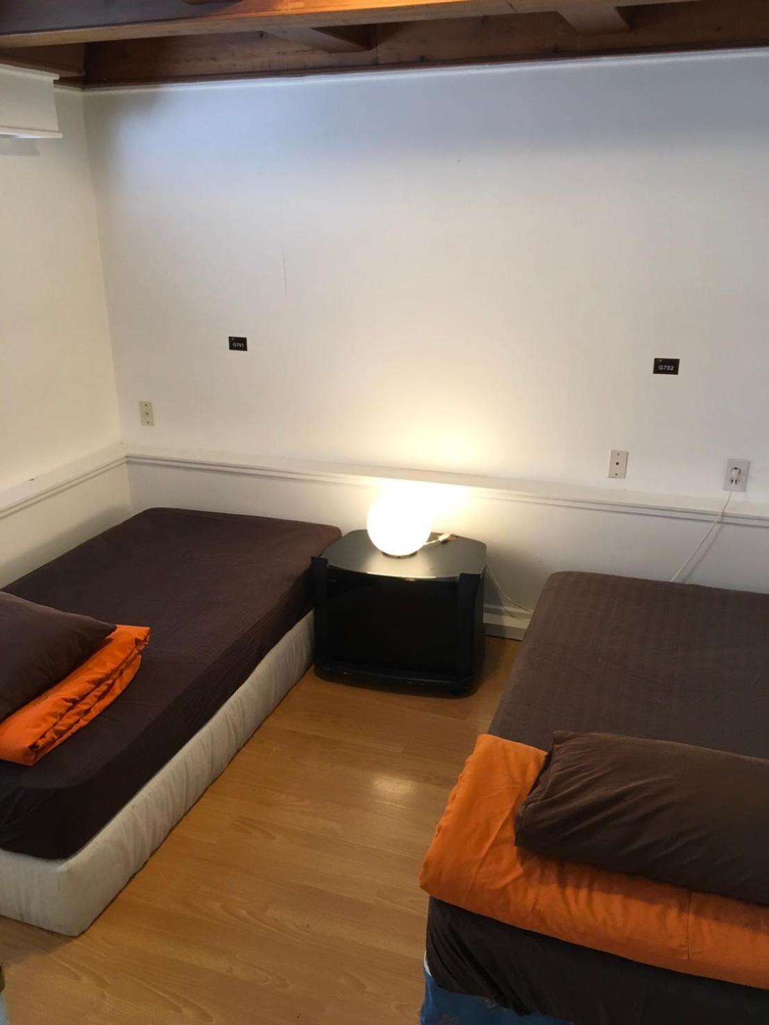 Vancouver Backpacker House - 10 Min Walk To Metrotown Skytrain Station Burnaby Exterior foto